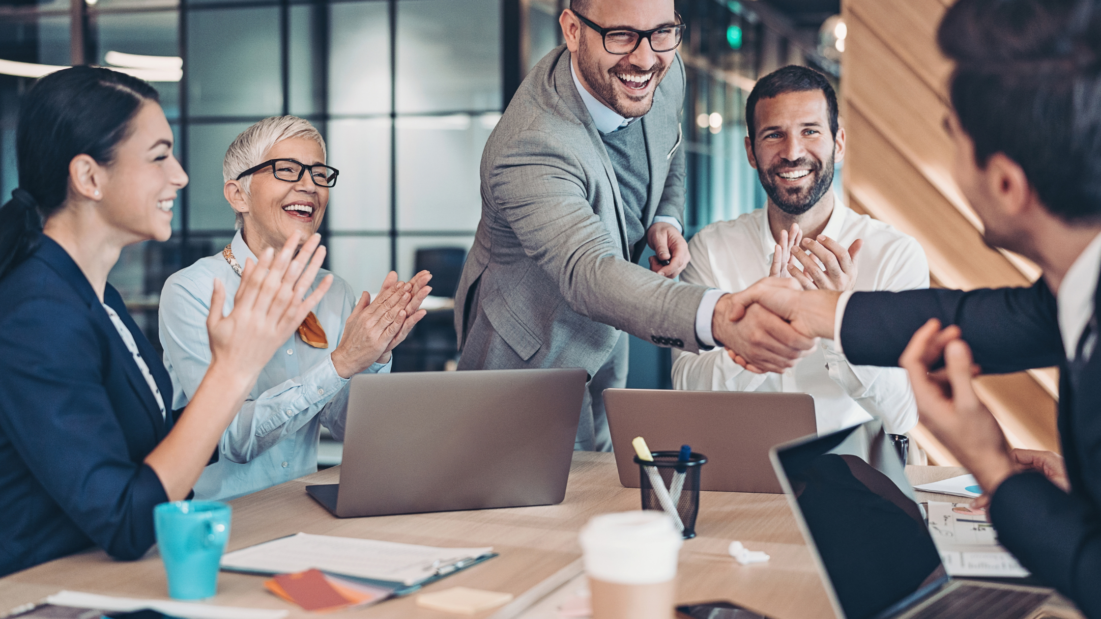 The 12-Point Evaluation Guide for Choosing a Managed Services Partner The 12-Point Evaluation Guide for Choosing a Managed Services Partner